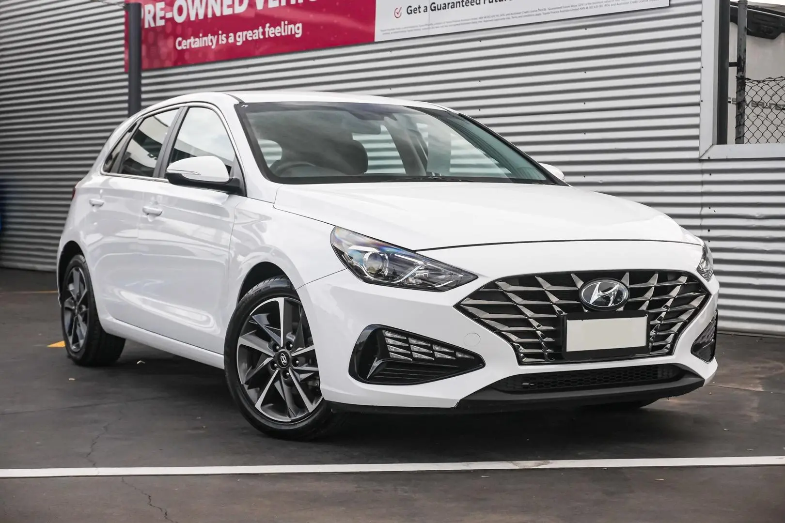 2022 Hyundai i30 Gallery Image 2
