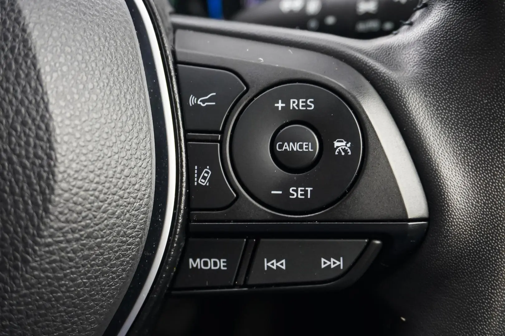 2024 Toyota RAV4 Gallery Image 20