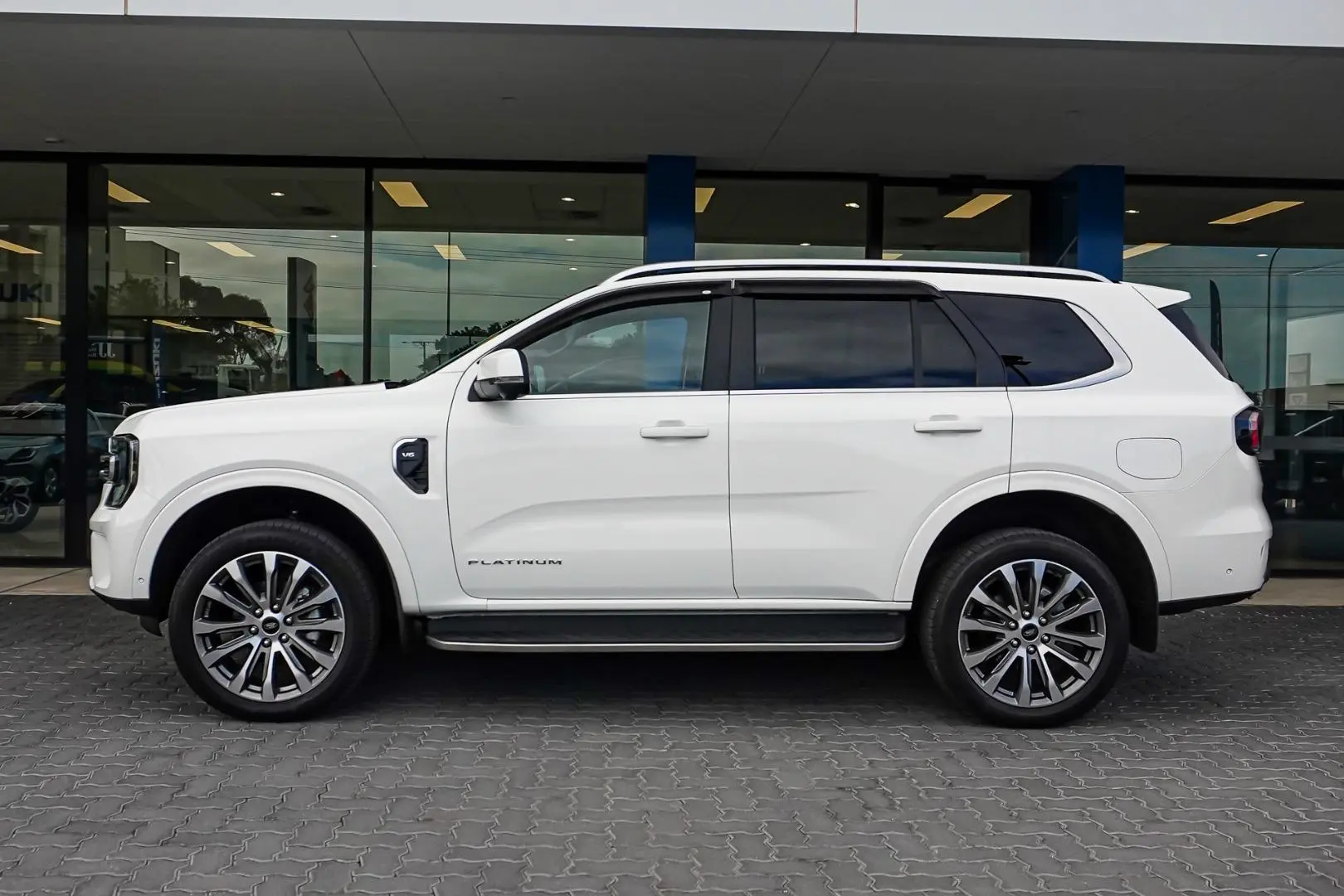 2024 Ford Everest Gallery Image 21