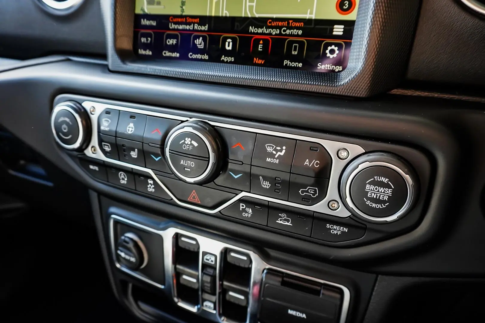 2023 Jeep Wrangler Gallery Image 28