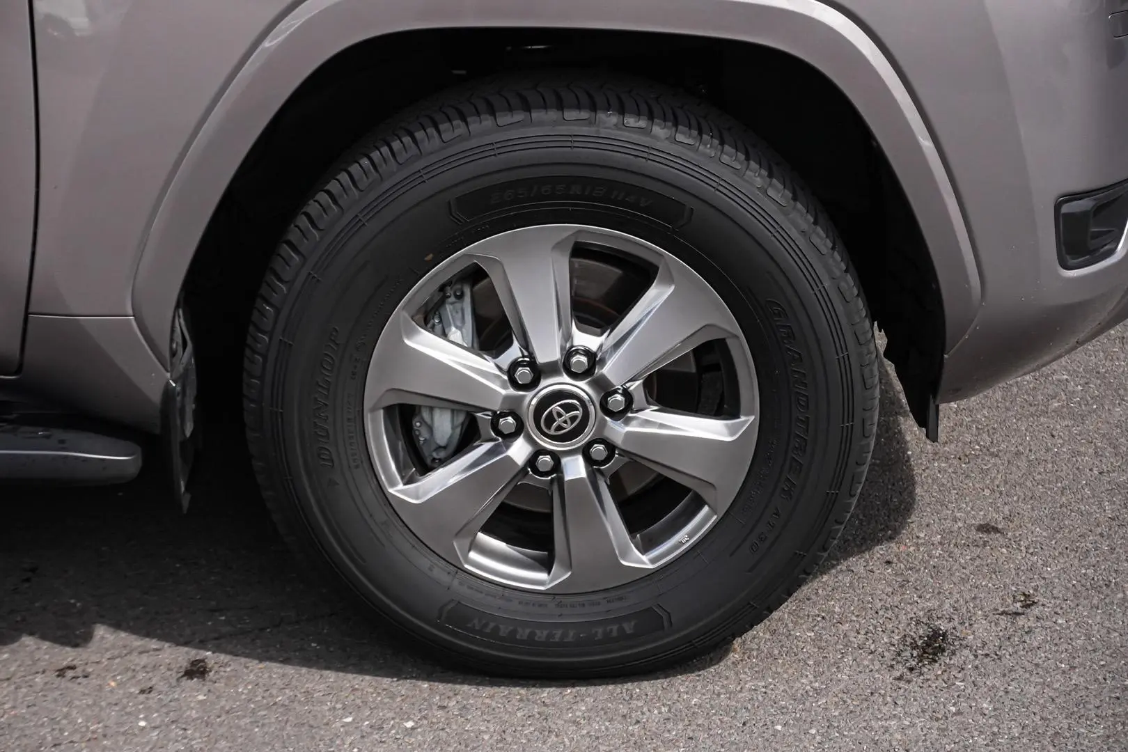 2022 Toyota Landcruiser Gallery Image 13