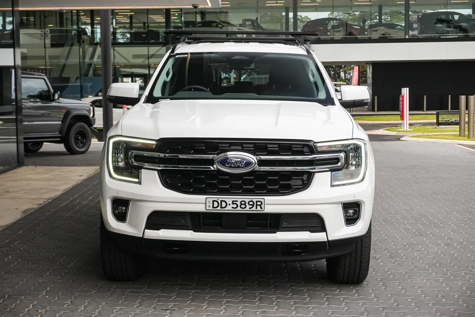 2024 Ford Everest Gallery Image 5