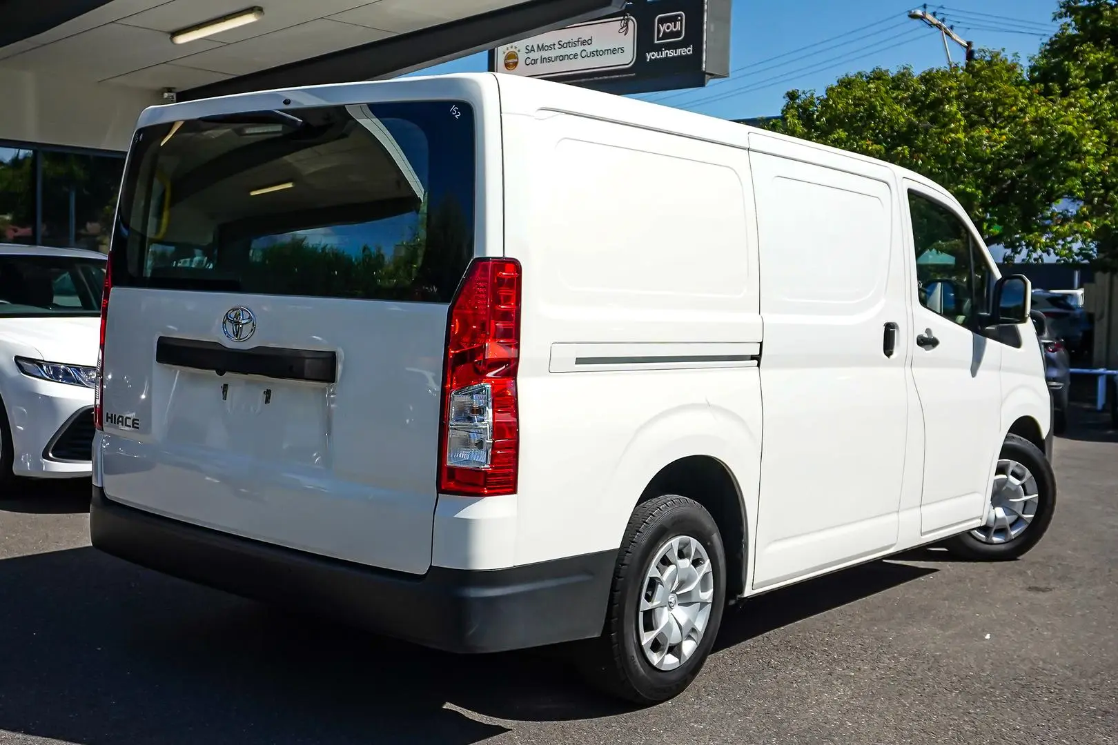 2020 Toyota Hiace Gallery Image 3