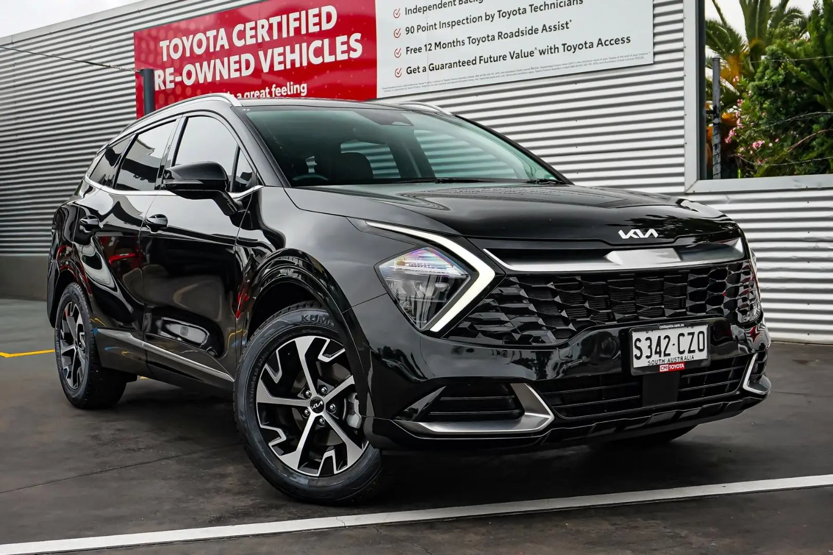 2023 Kia Sportage Gallery Image 2