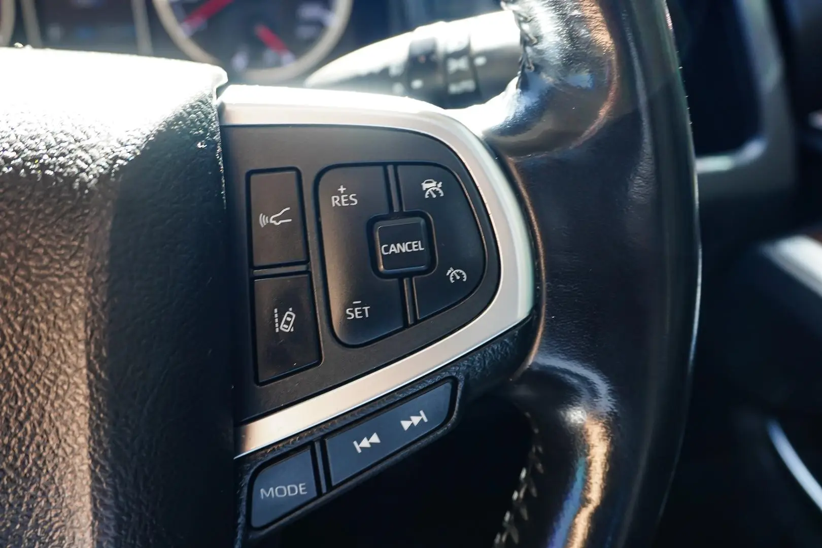 2019 Toyota Granvia Gallery Image 25