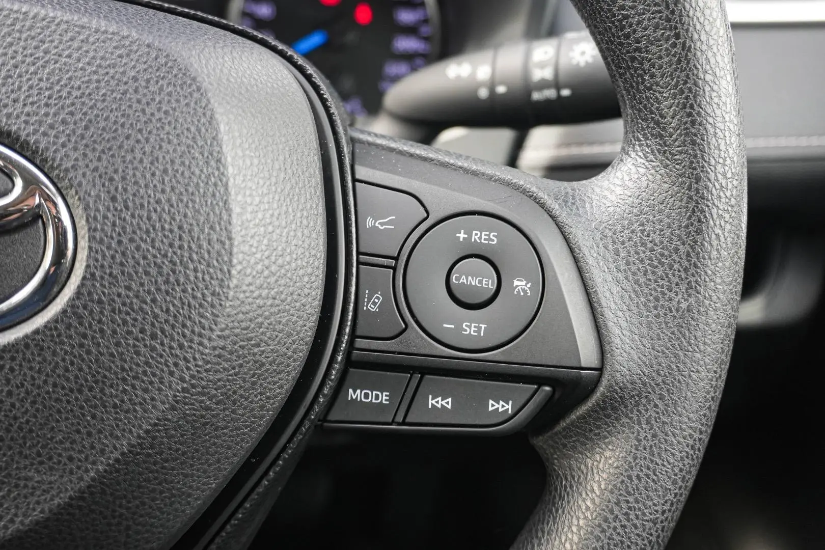 2020 Toyota RAV4 Gallery Image 20
