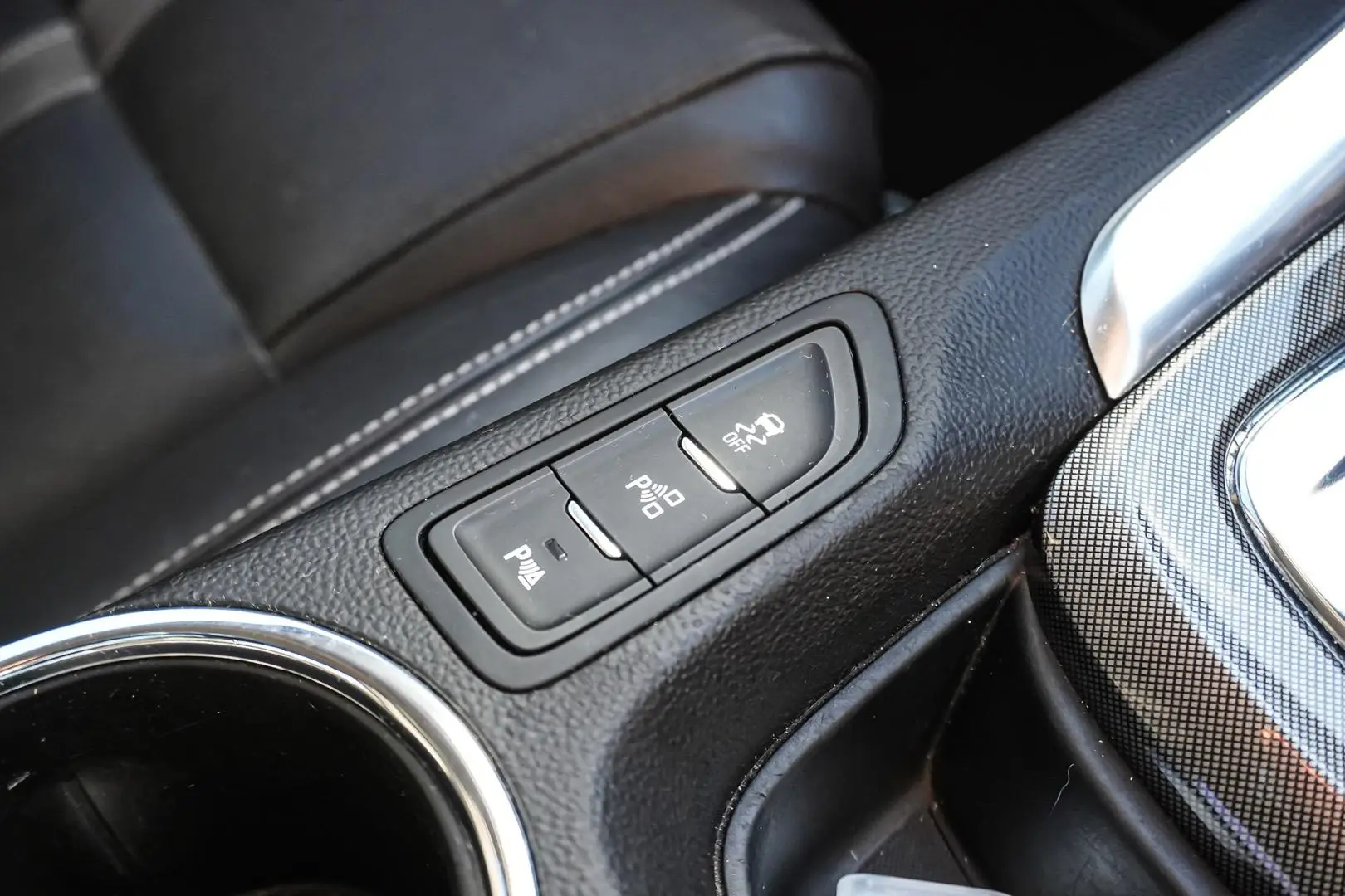 2017 Holden Calais Gallery Image 21