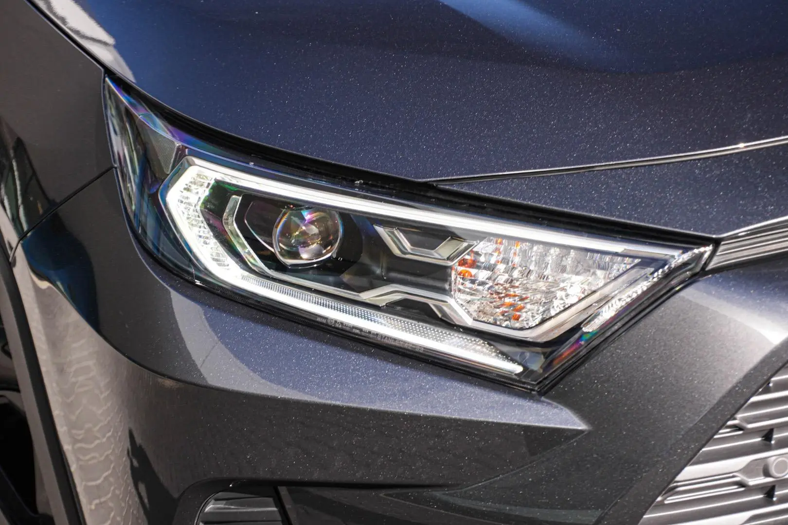 2021 Toyota RAV4 Gallery Image 12