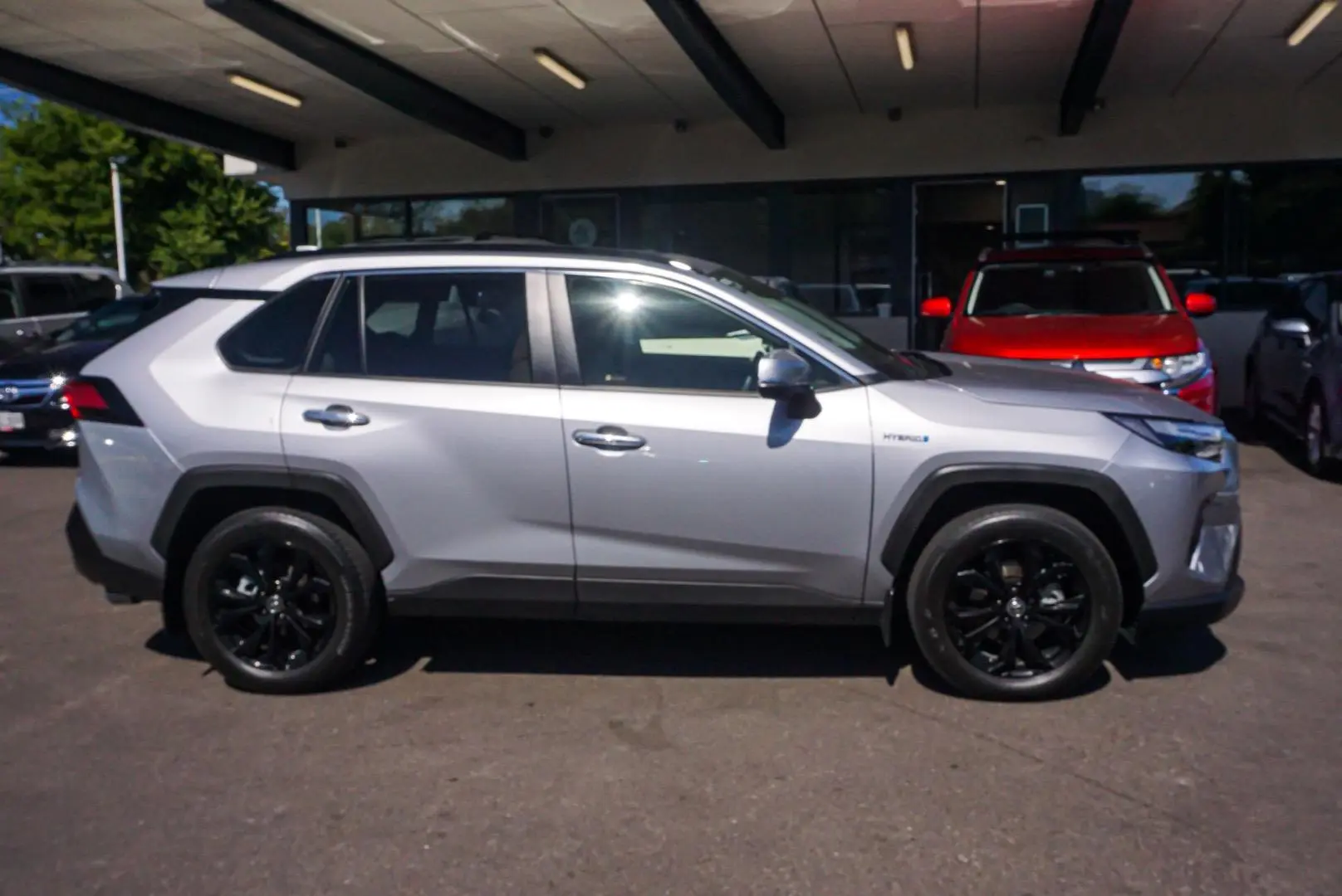 2023 Toyota Rav4 Gallery Image 3