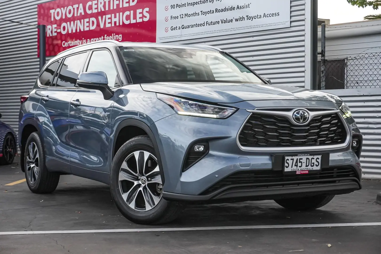 2021 Toyota Kluger Gallery Image 2