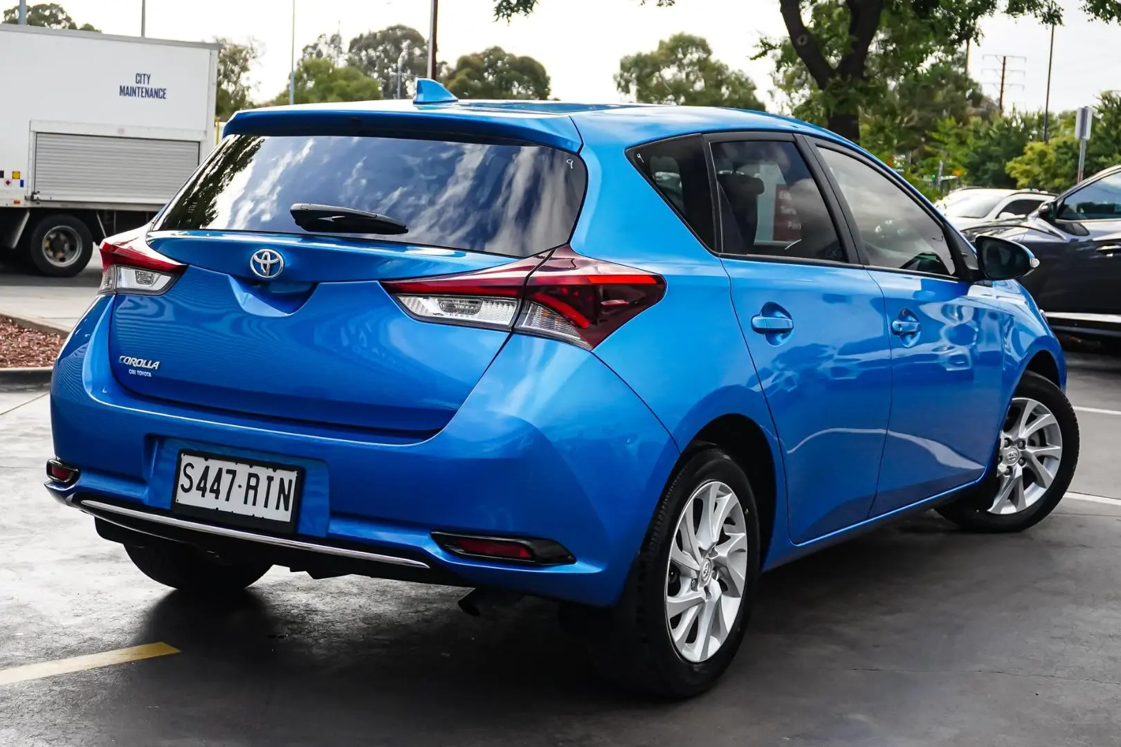 2016 Toyota Corolla Gallery Image 3