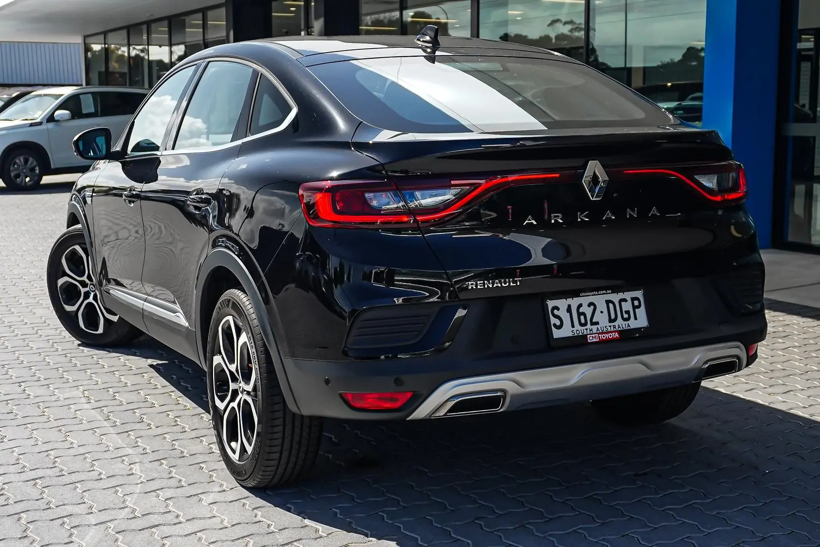 2022 Renault Arkana Gallery Image 3