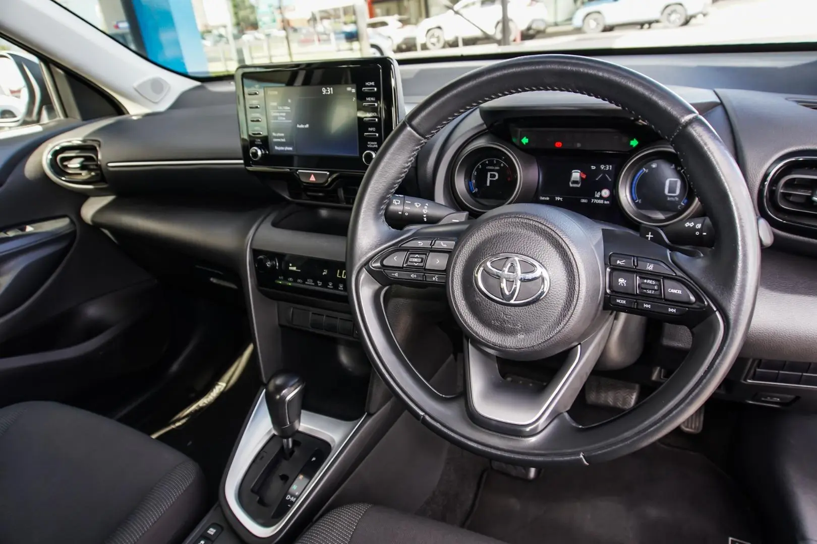 2021 Toyota Yaris Cross Gallery Image 4