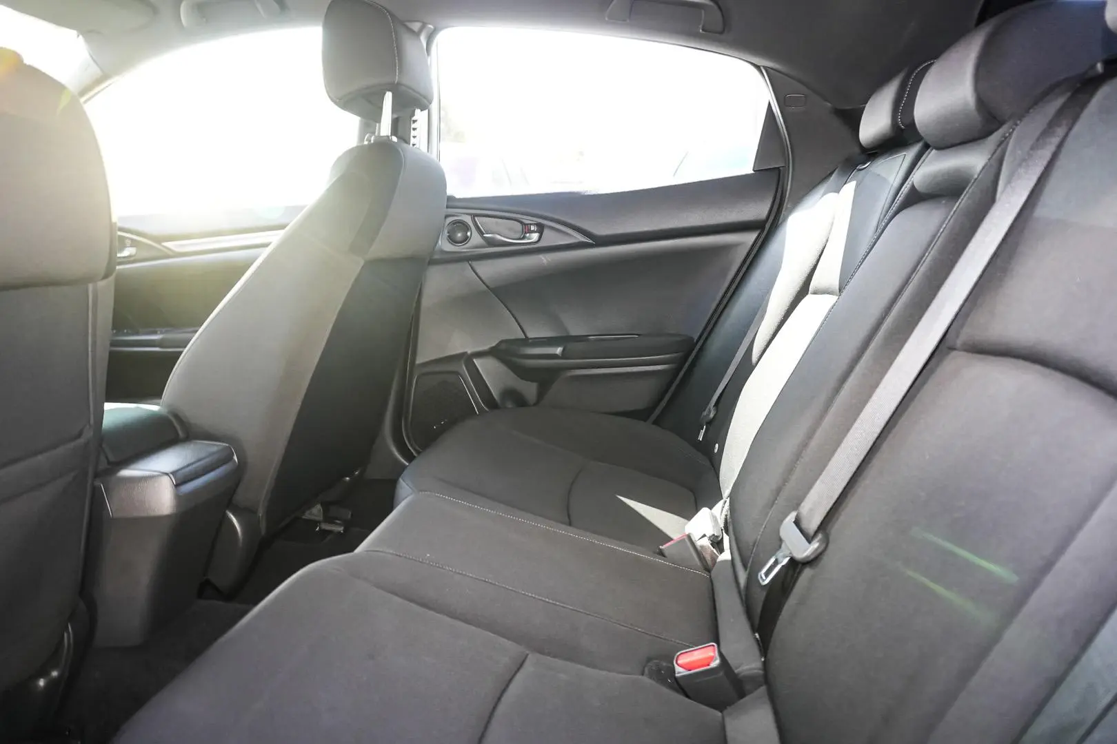 2020 Honda Civic Gallery Image 12