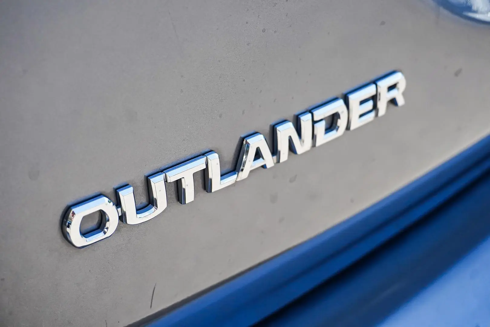 2019 Mitsubishi Outlander Gallery Image 14