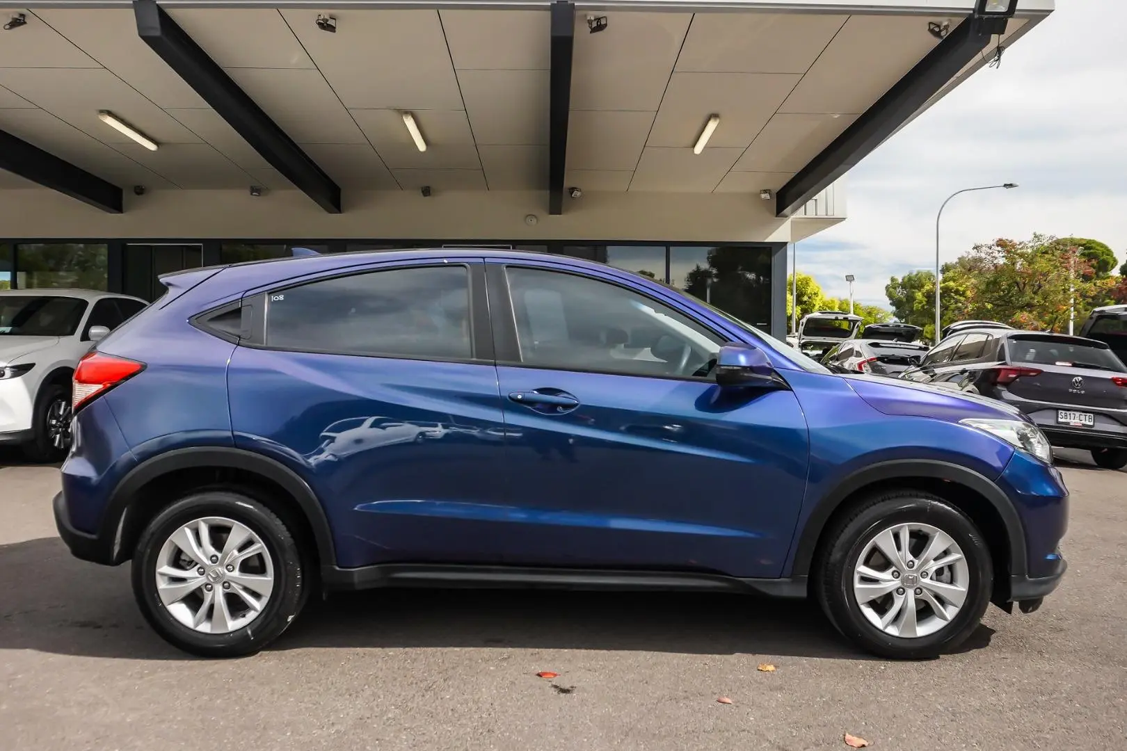 2015 Honda HR-V Gallery Image 4