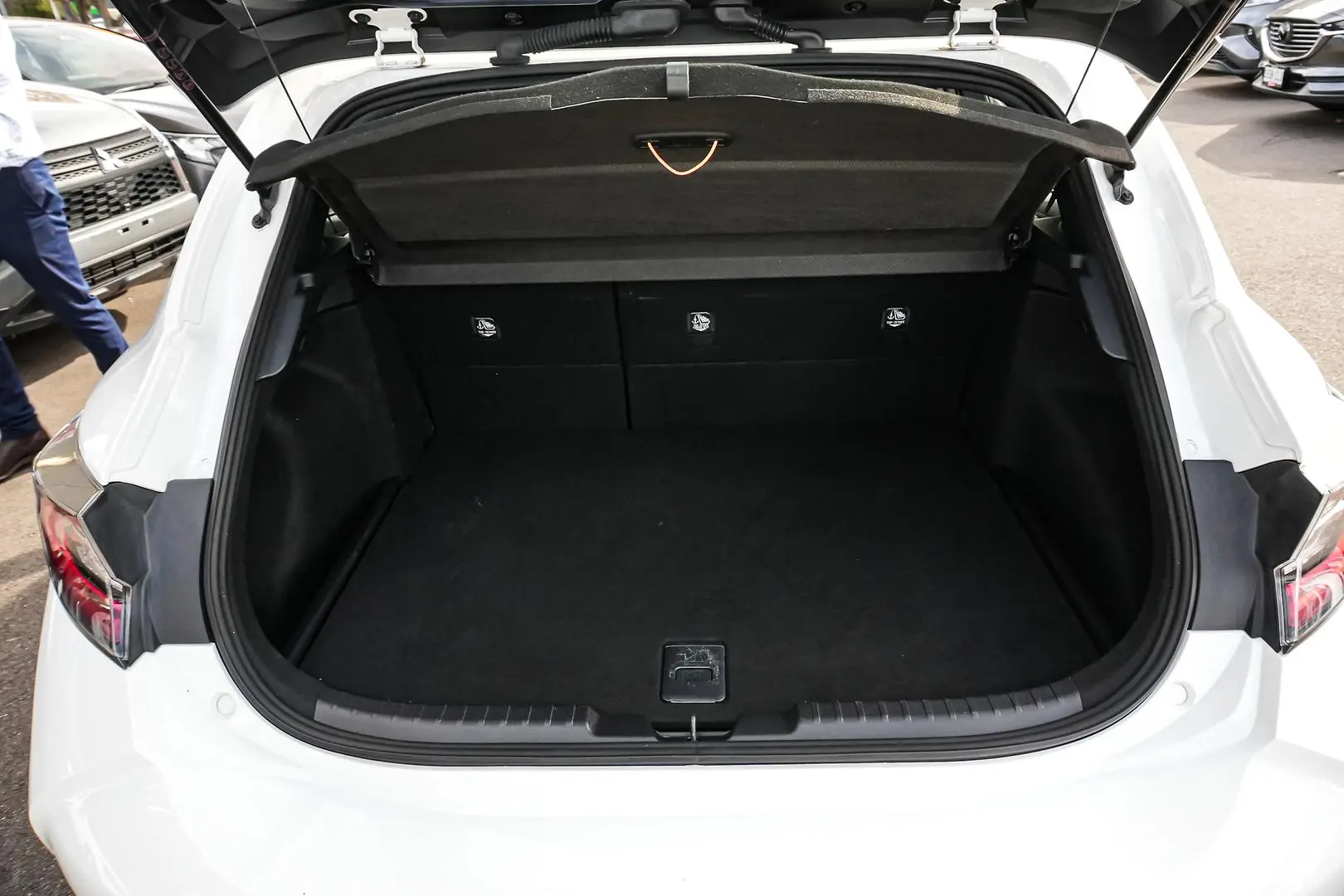 2021 Toyota Corolla Gallery Image 10