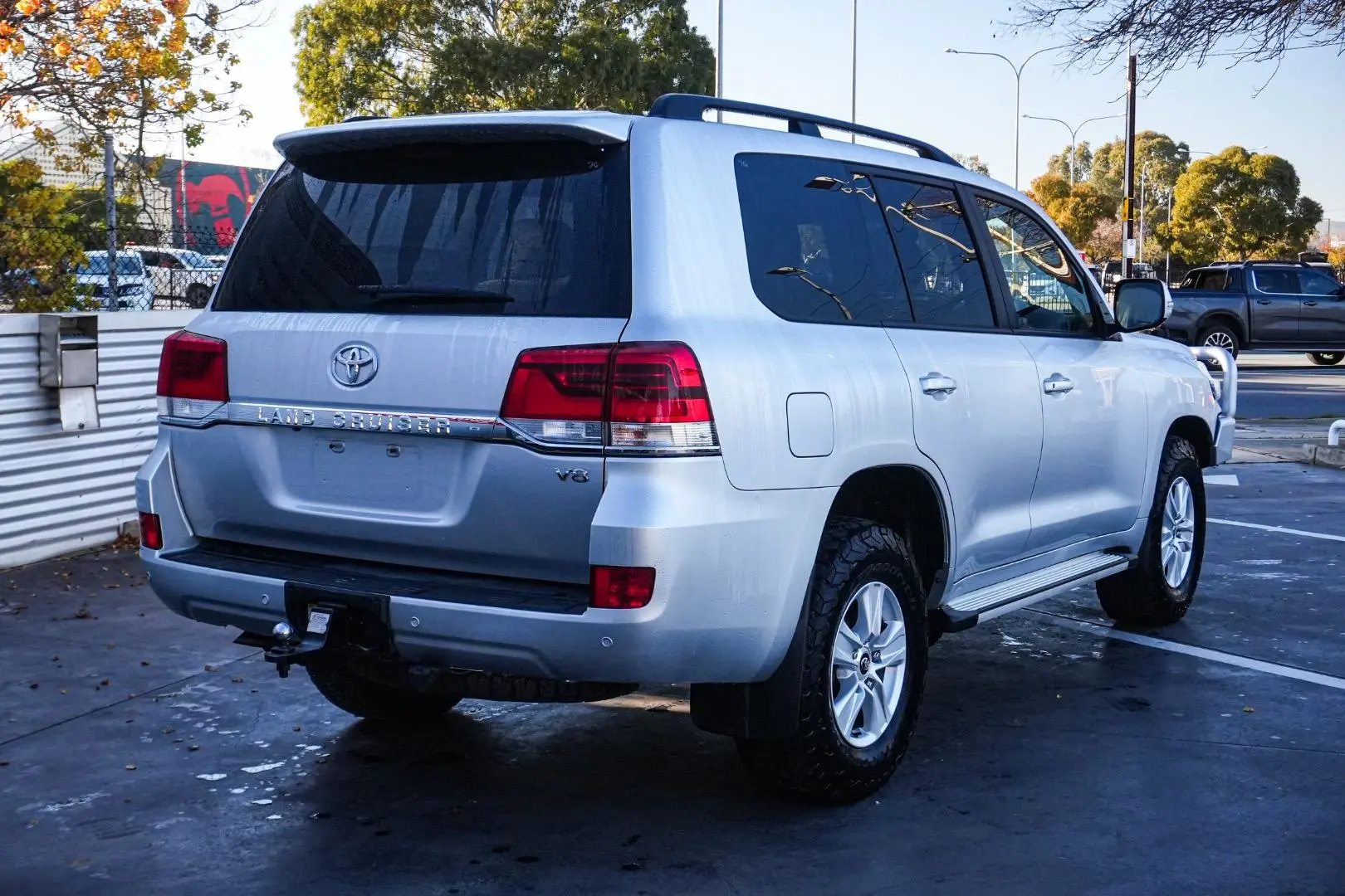 2018 Toyota Landcruiser Gallery Image 3