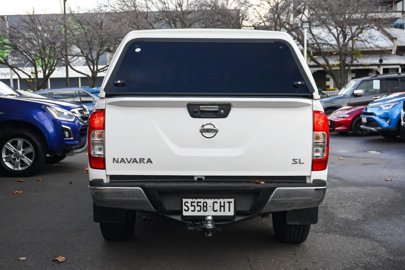 2020 Nissan Navara Gallery Image 6