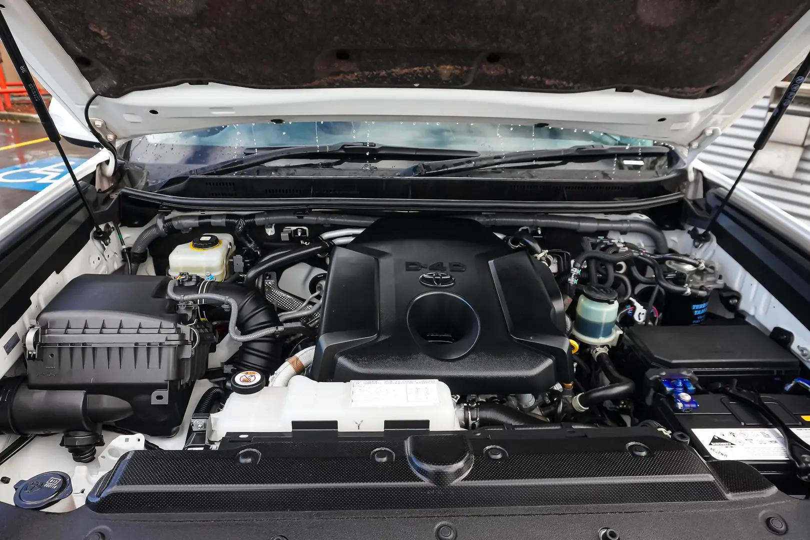2021 Toyota Landcruiser Prado Gallery Image 25