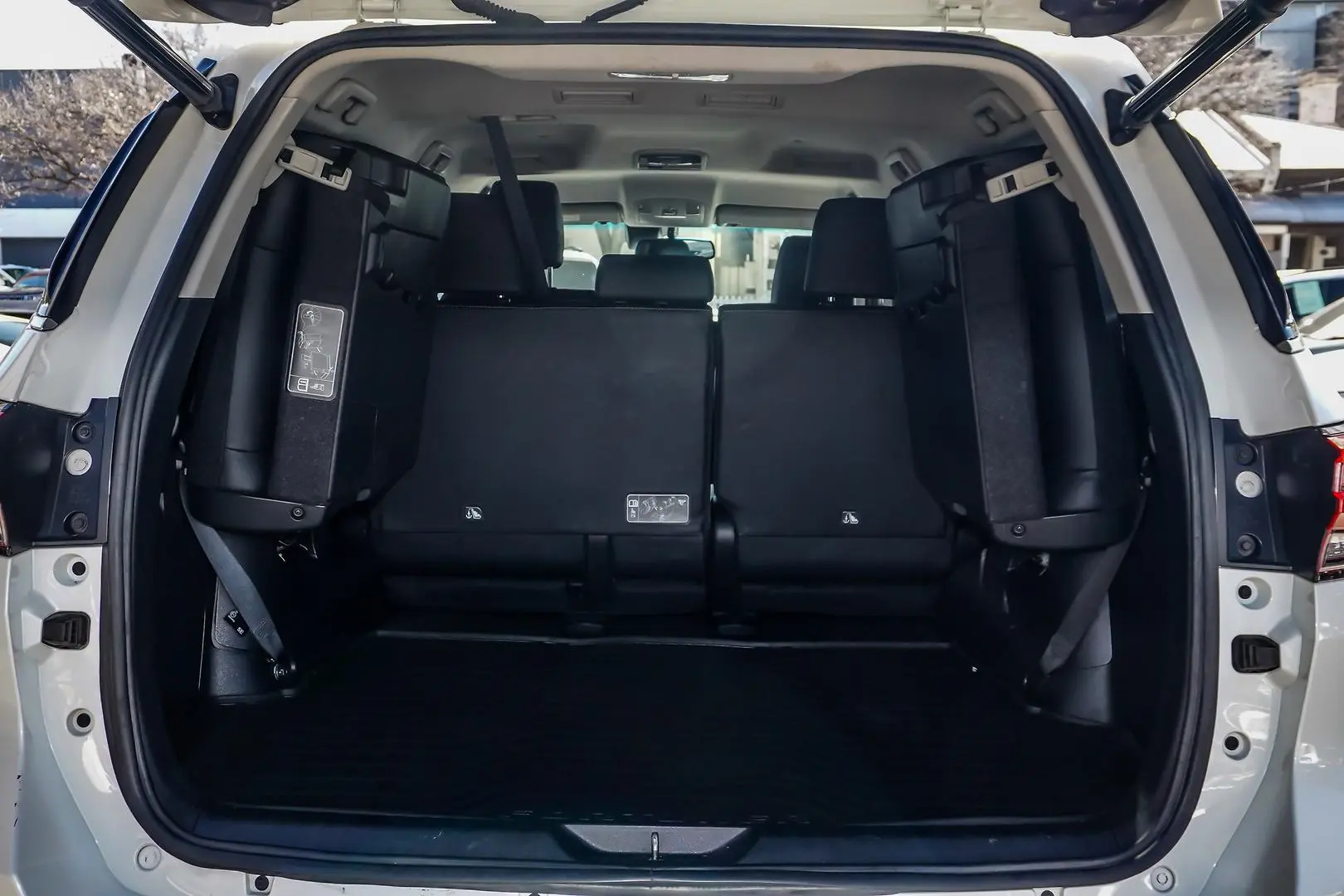 2021 Toyota Fortuner Gallery Image 10