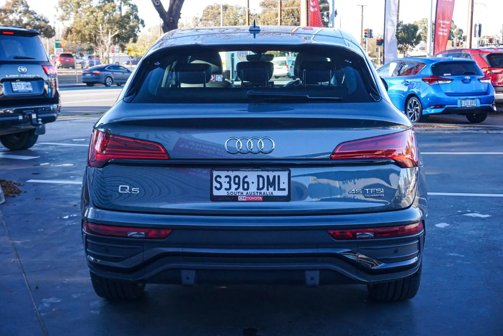 2022 Audi Q5 Gallery Image 6