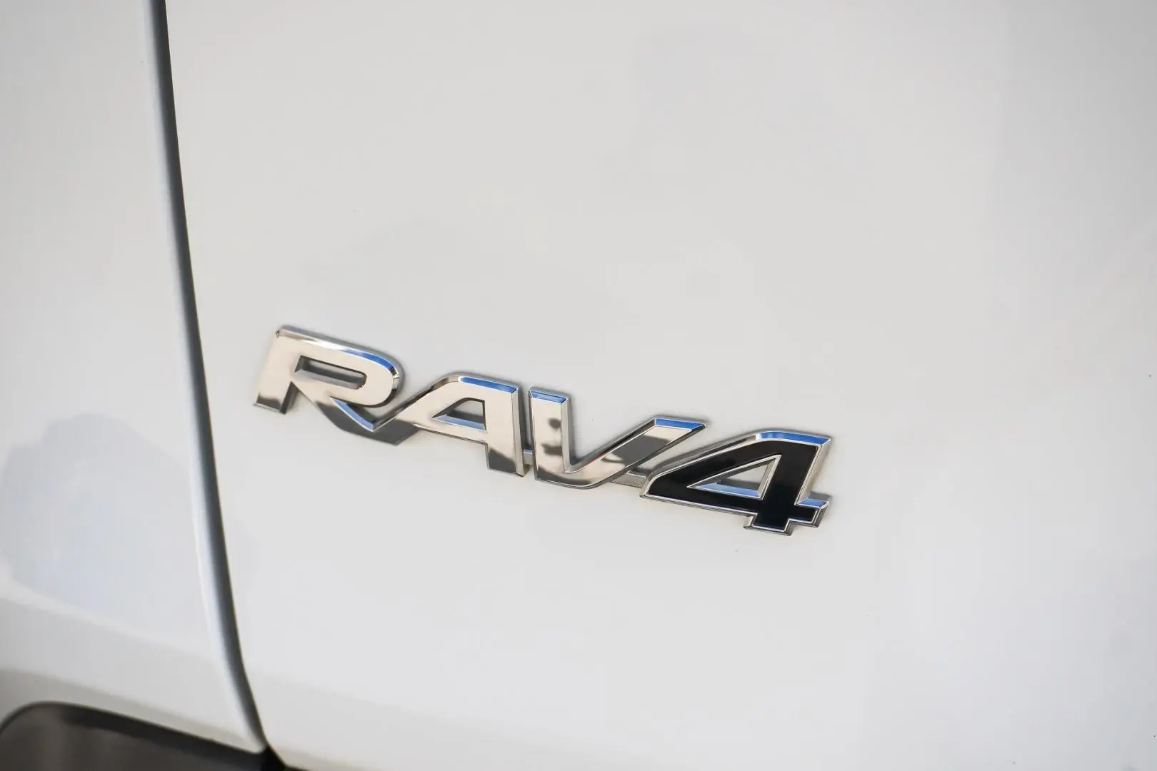 2021 Toyota RAV4 Gallery Image 15