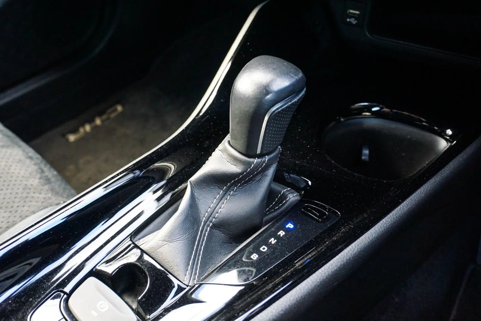2021 Toyota C-HR Gallery Image 19