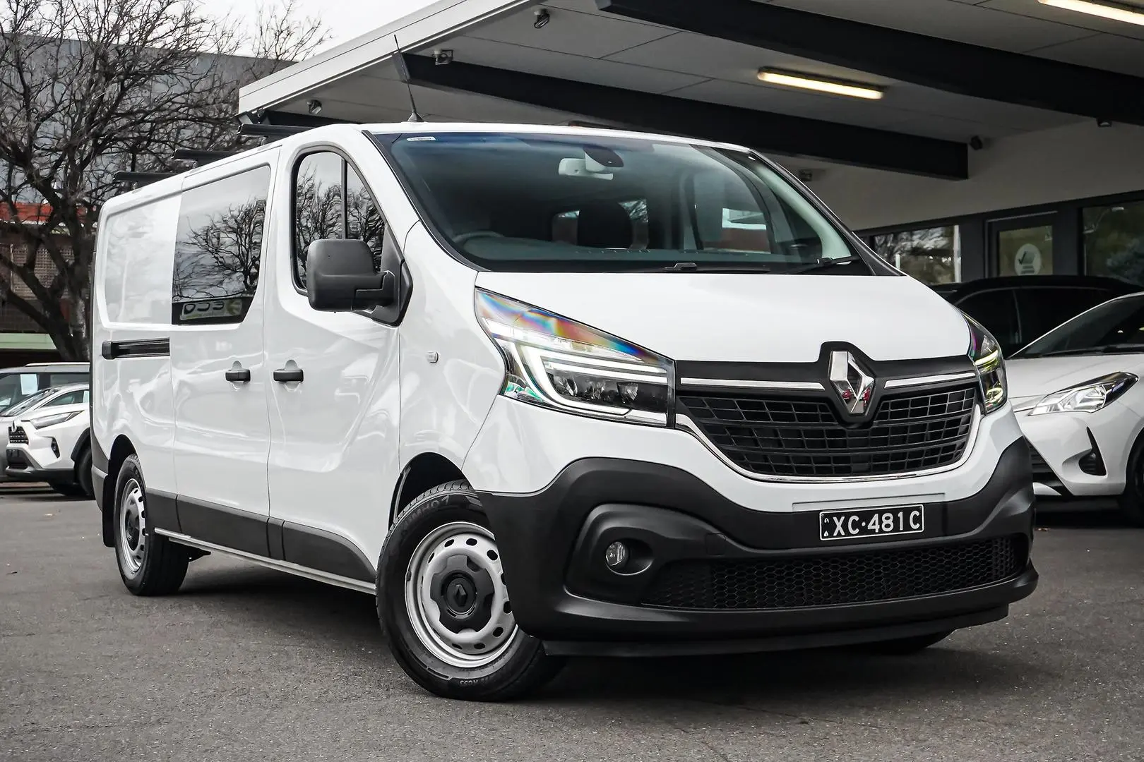 2022 Renault Trafic Gallery Image 2