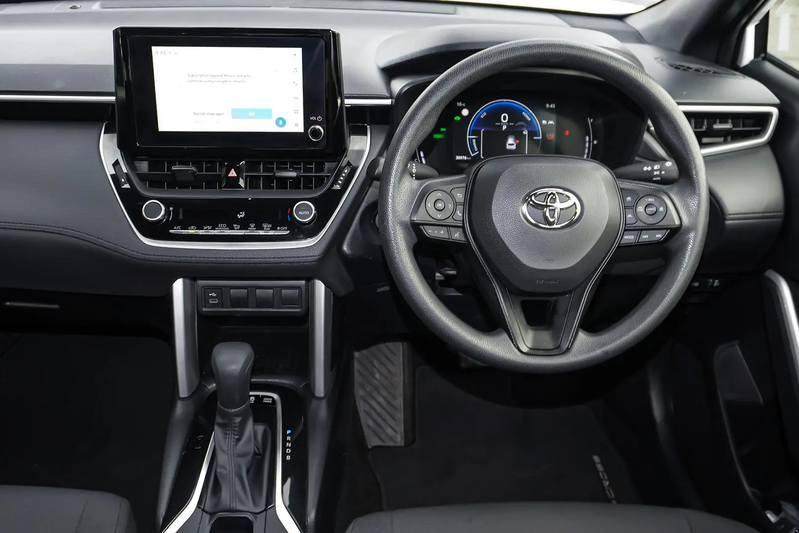 2025 Toyota Corolla Cross Gallery Image 9