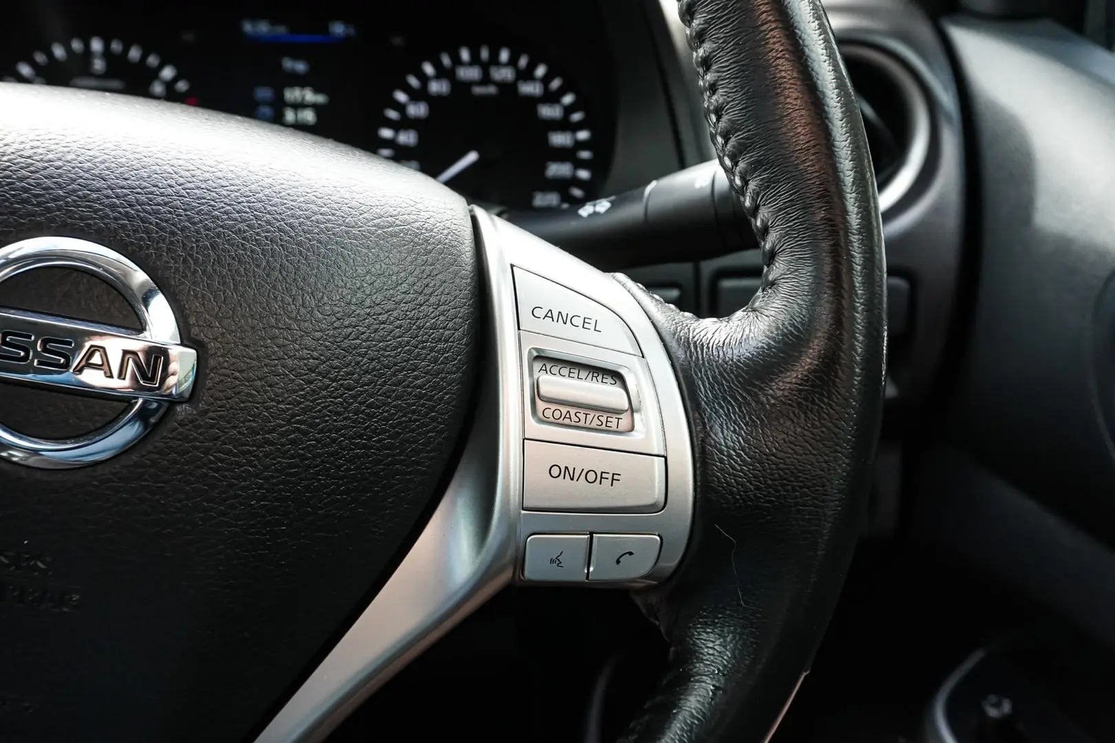 2019 Nissan Navara Gallery Image 20