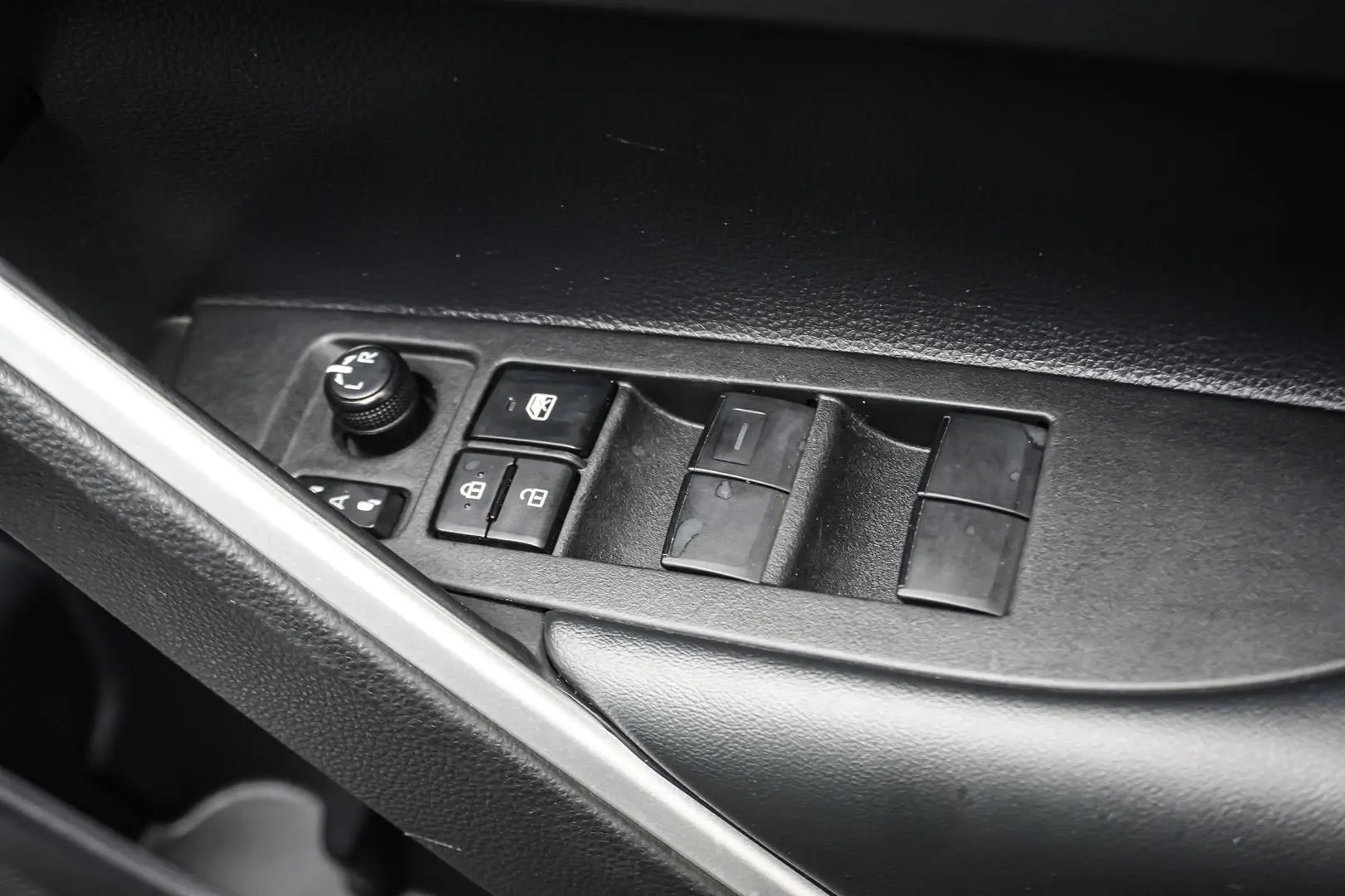 2022 Toyota Corolla Cross Gallery Image 18