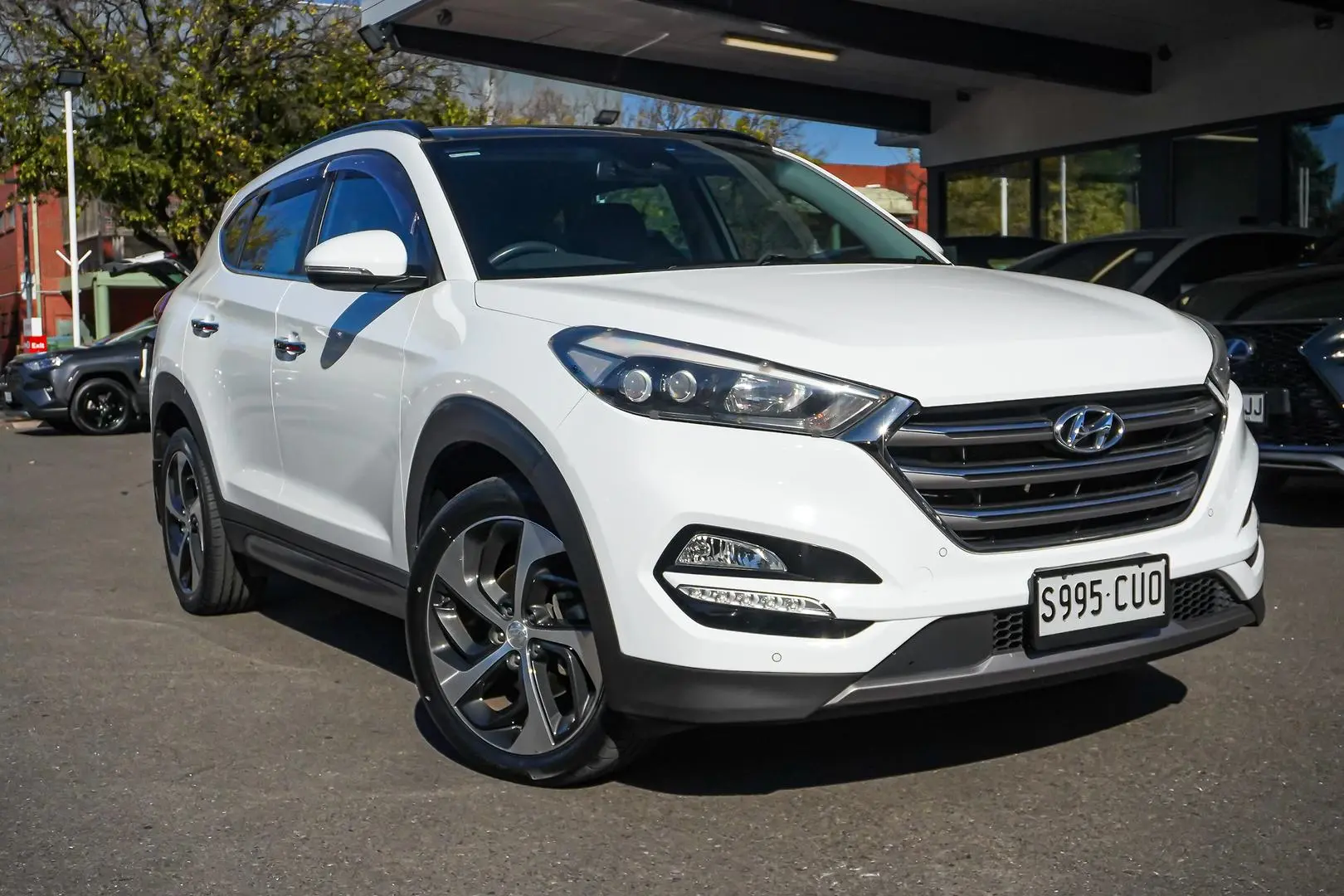 2016 Hyundai Tucson Gallery Image 2