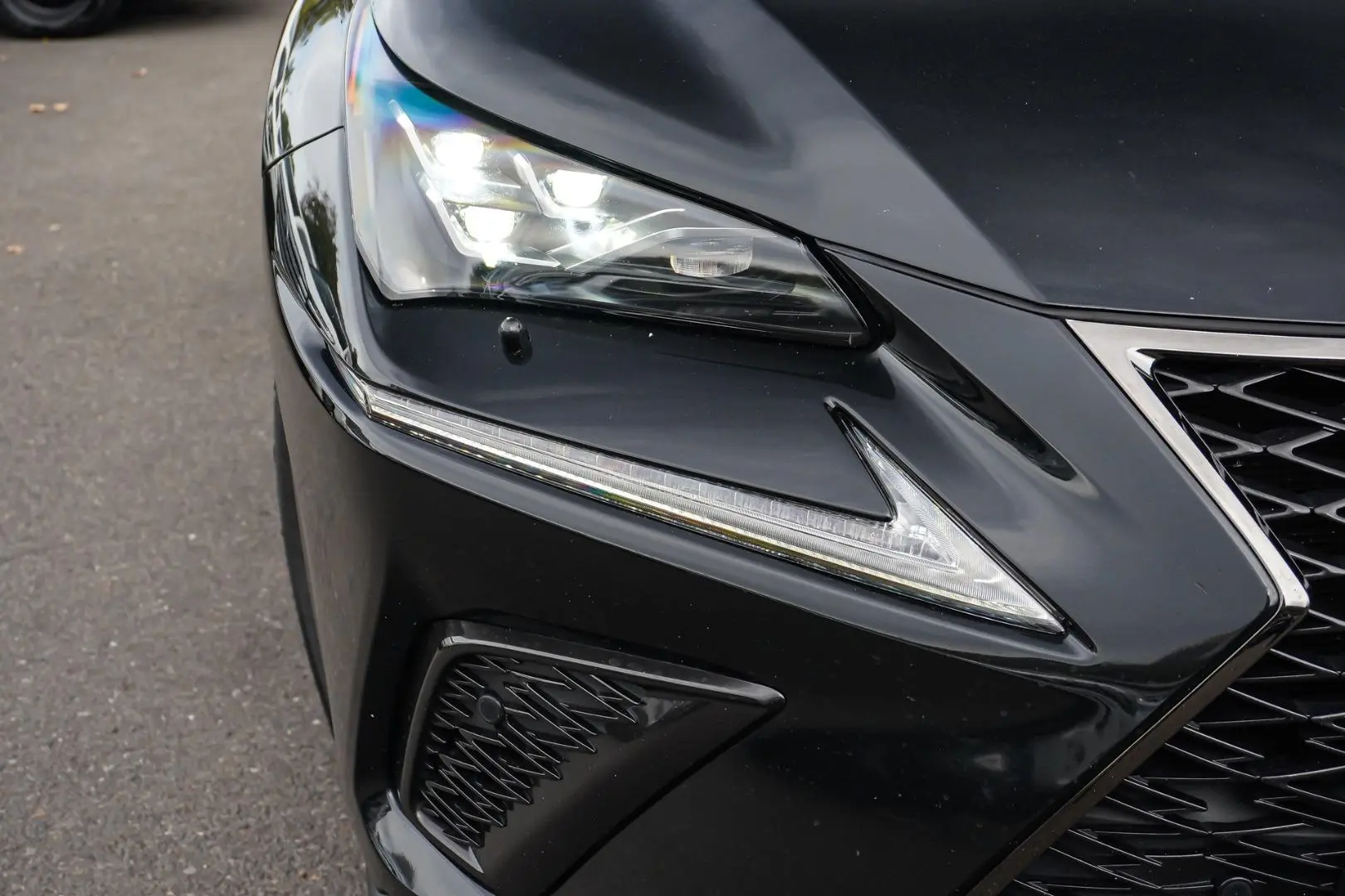 2018 Lexus NX Gallery Image 13
