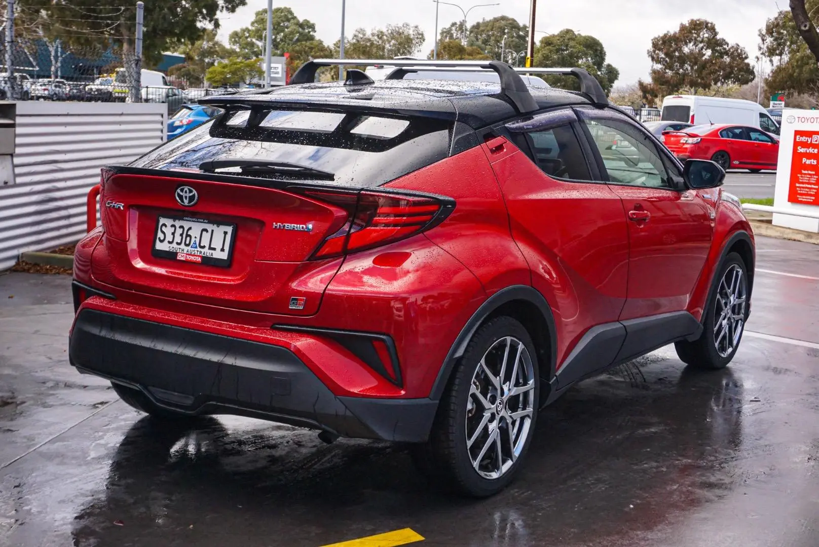2021 Toyota C-HR Gallery Image 3