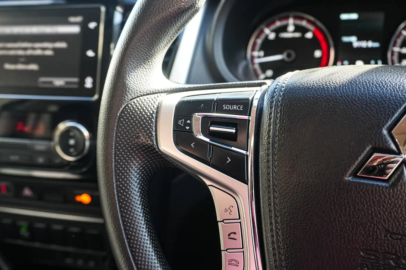 2019 Mitsubishi Triton Gallery Image 21