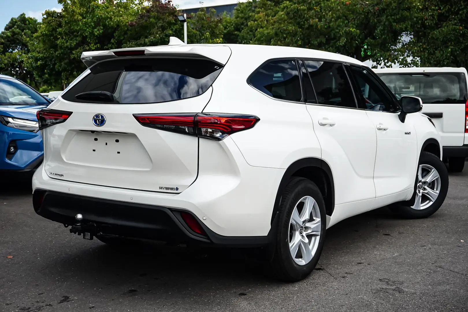 2021 Toyota Kluger Gallery Image 3