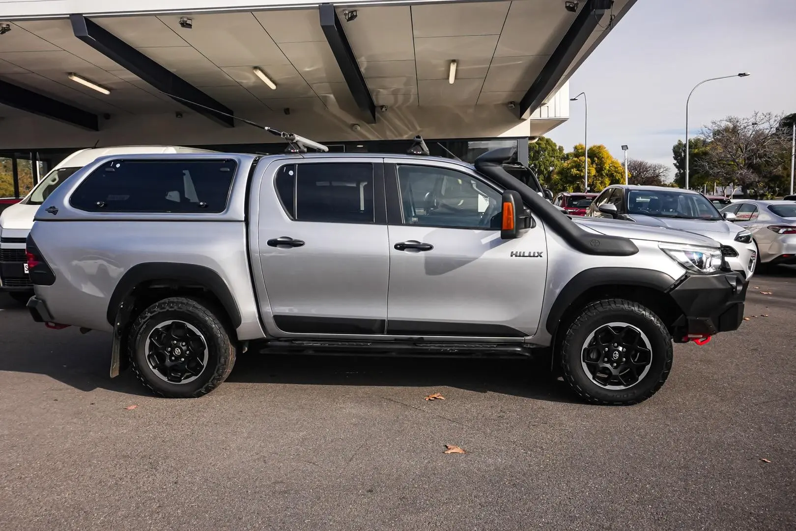 2019 Toyota Hilux Gallery Image 3