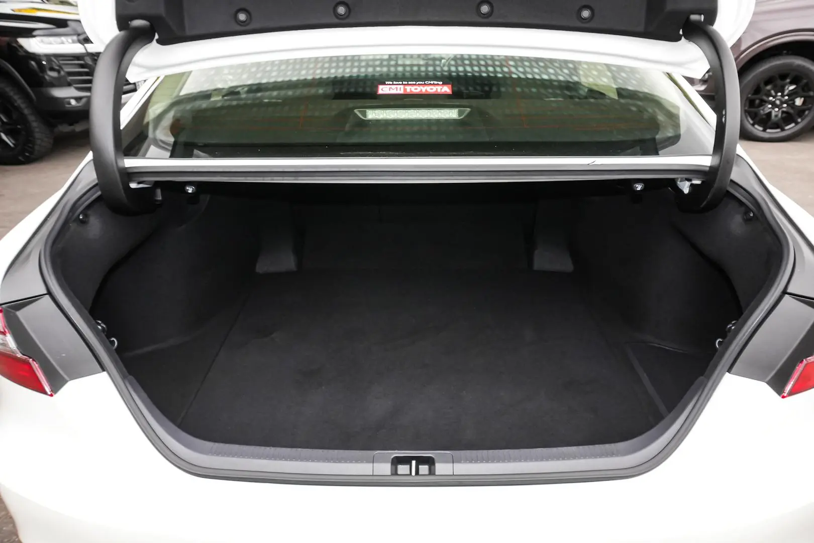 2024 Toyota Camry Gallery Image 13