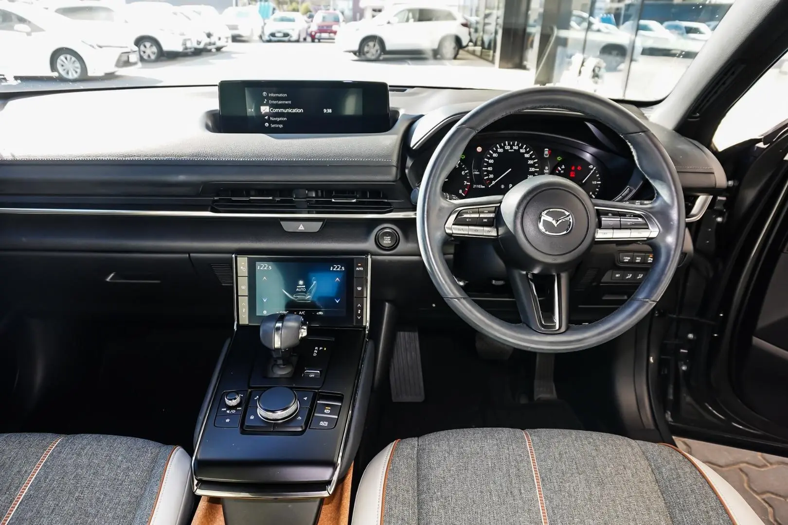 2021 Mazda MX-30 Gallery Image 10