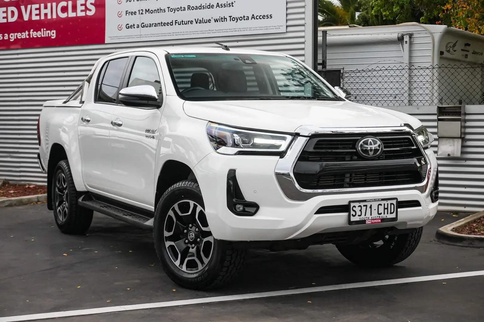 2020 Toyota Hilux Gallery Image 2