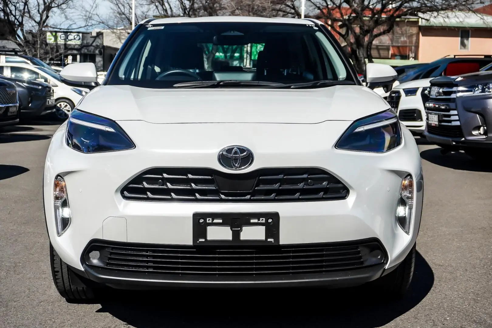 2025 Toyota Yaris Cross Gallery Image 4