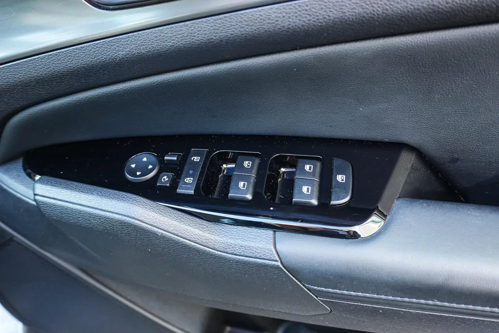 2024 Kia Sportage Gallery Image 19