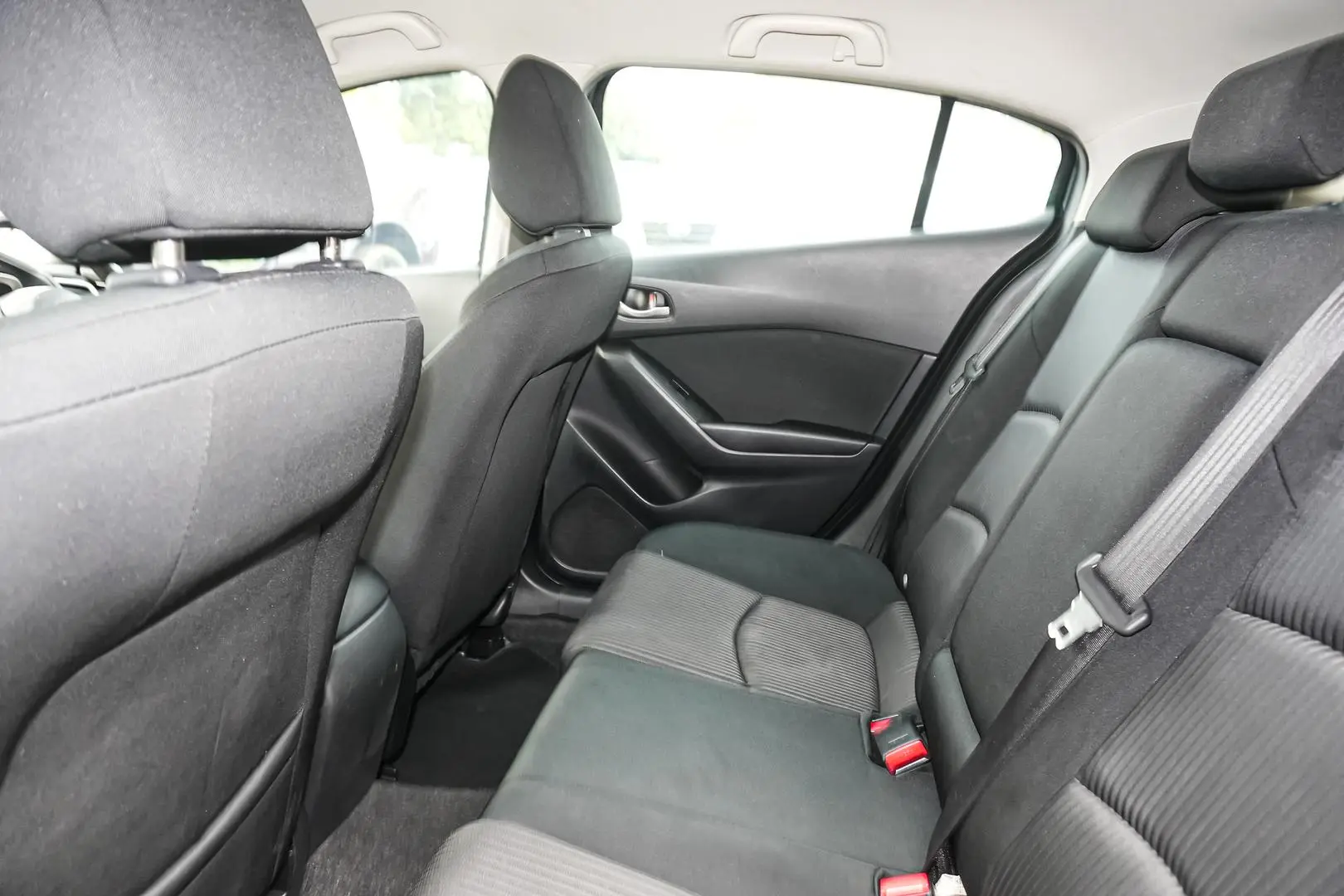 2016 Mazda 3 Gallery Image 12