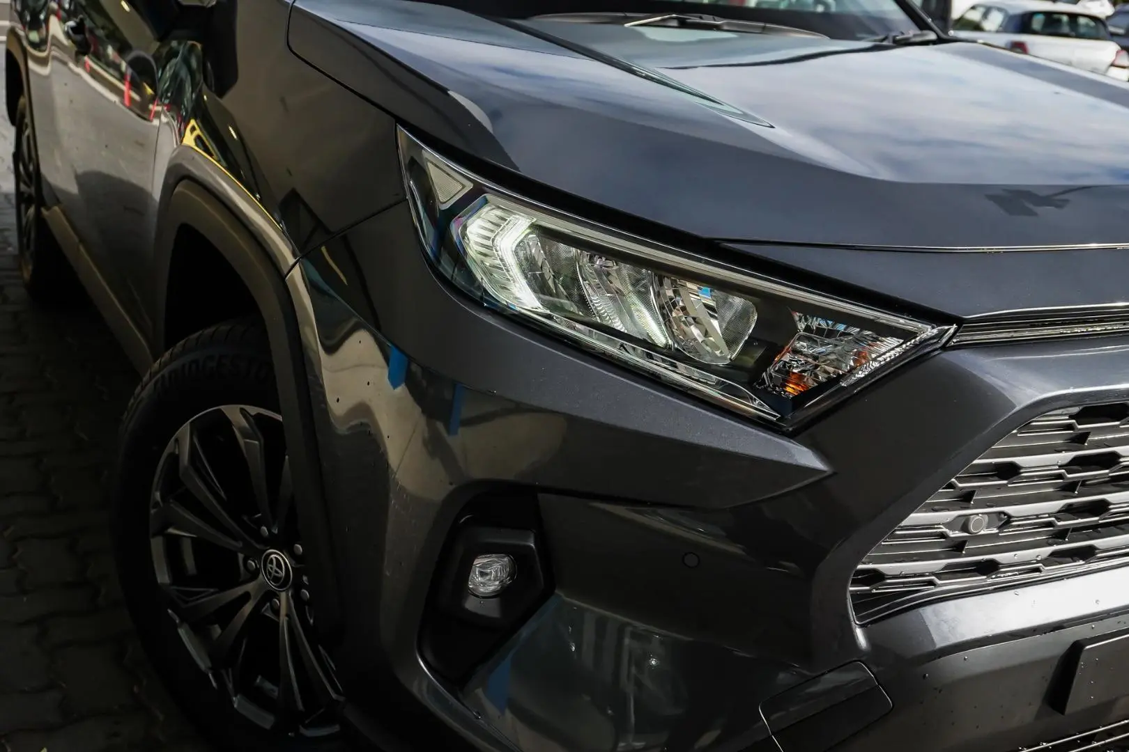 2024 Toyota RAV4 Gallery Image 11