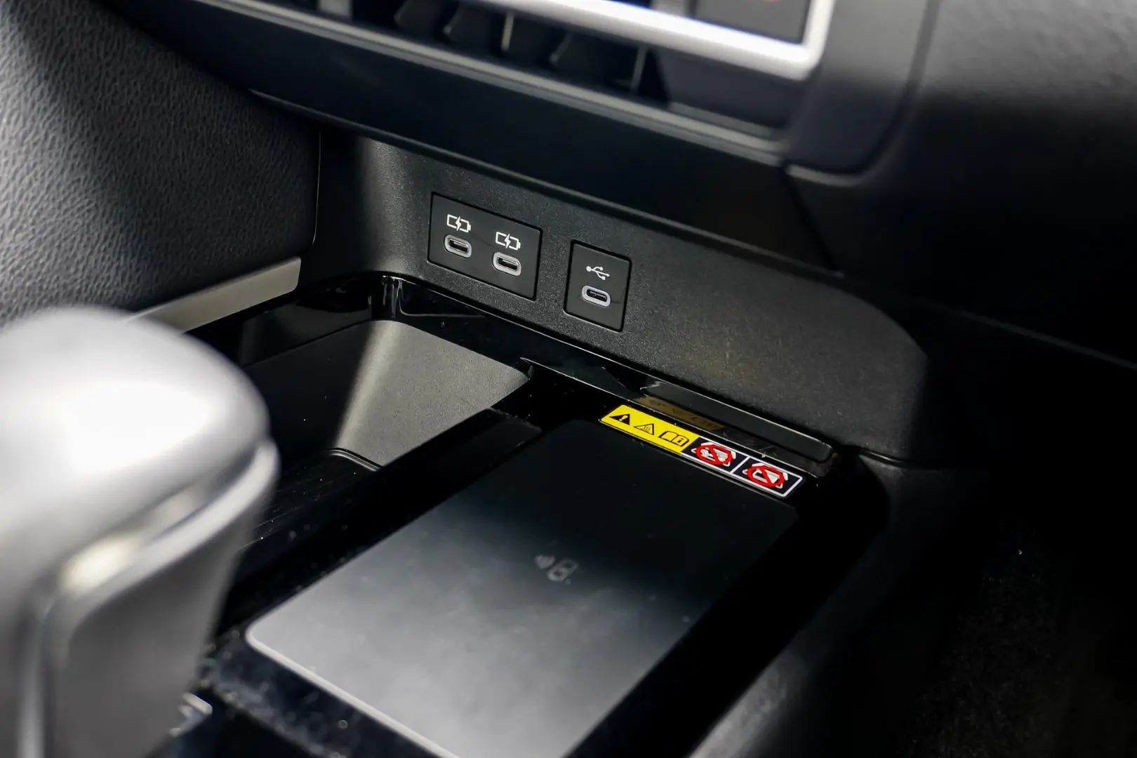 2025 Toyota Camry Gallery Image 24