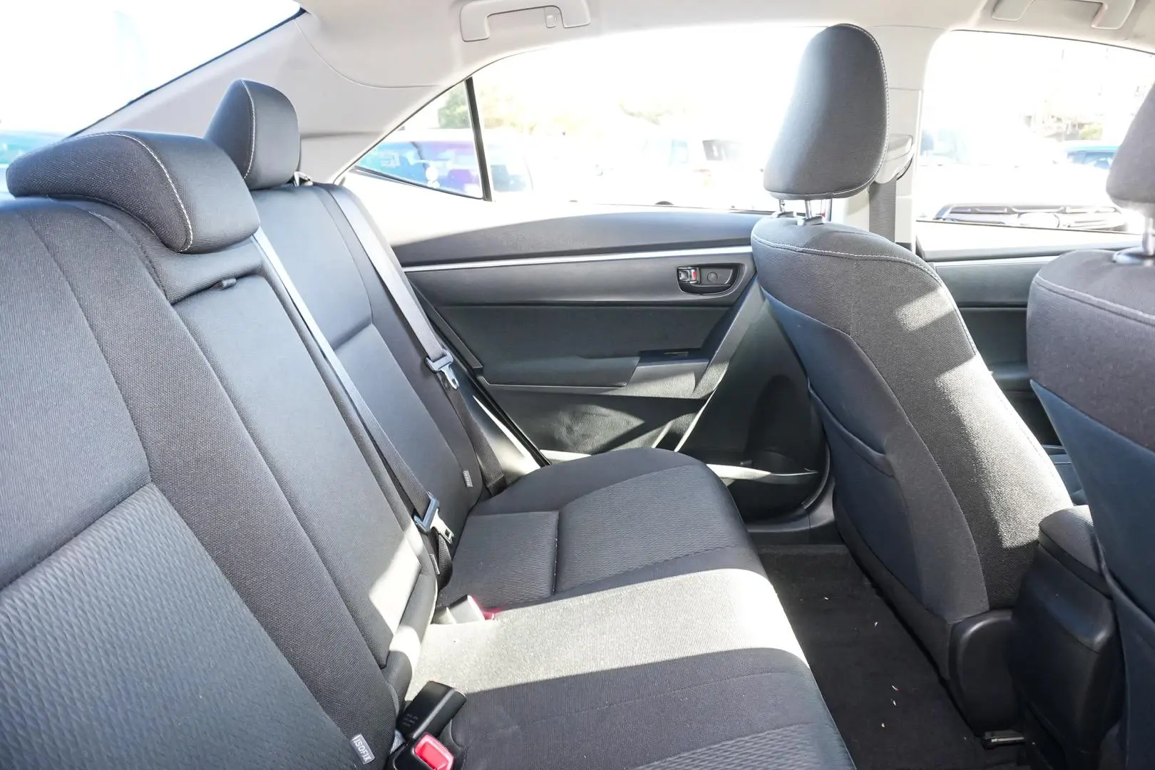 2018 Toyota Corolla Gallery Image 12