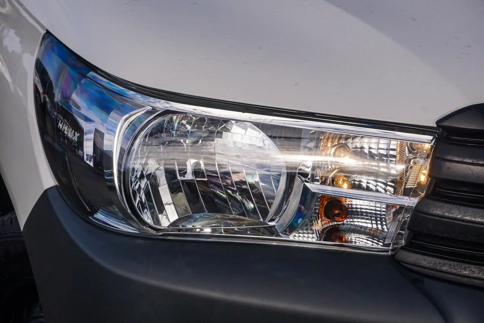 2020 Toyota Hilux Gallery Image 12