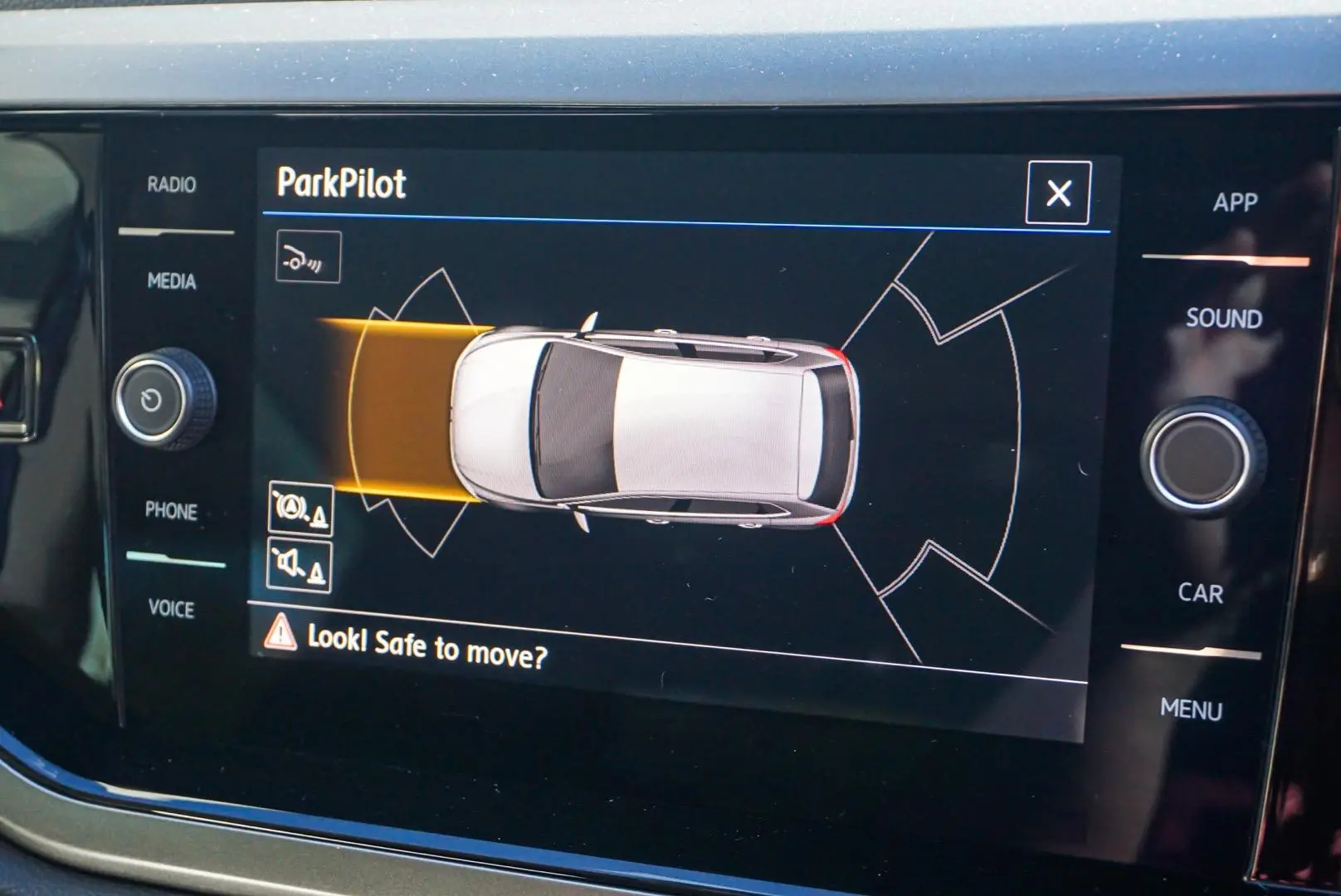 2019 Volkswagen Polo Gallery Image 21