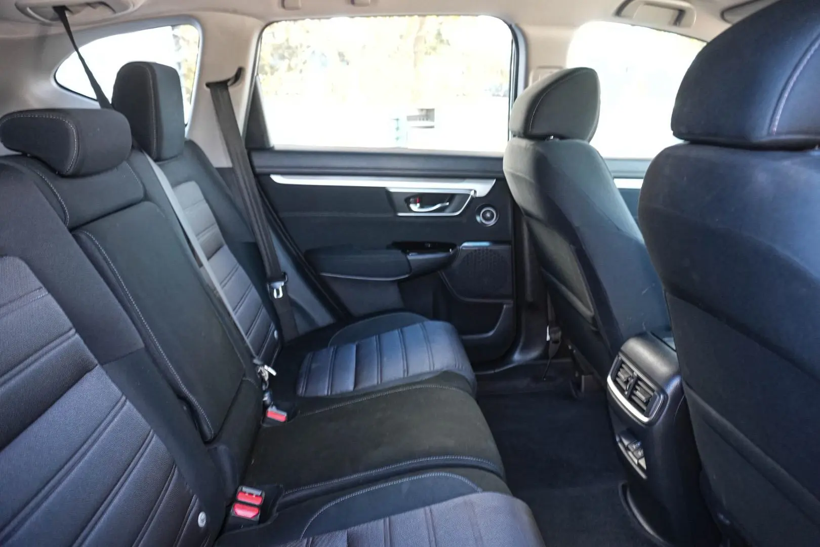 2018 Honda CR-V Gallery Image 9